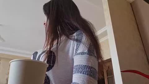 Snapshot of alejandradelaney chatting on February 13, 8:38 am alejandradelaney online show from February 13, 8:38 am