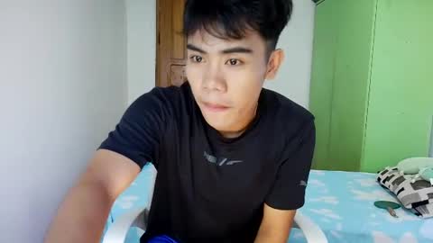 Snapshot of alejandro_fernan chatting on July 15, 11:32 pm alejandro fernan online show from July 15, 11:32 pm