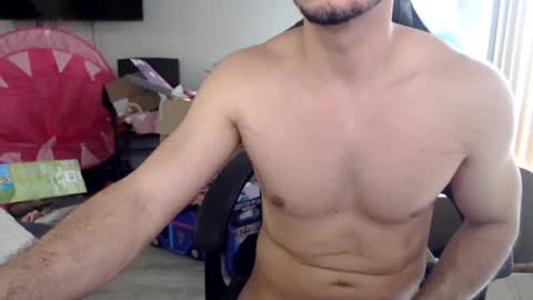 alejandrogermano online show from May 12, 6:38 pm