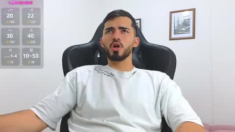 alejandroo_7 online show from February 18, 11:19 pm