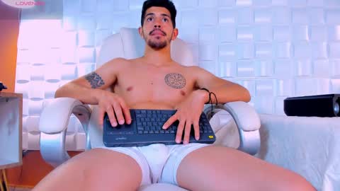 Alejo  online show from February 9, 11:14 am