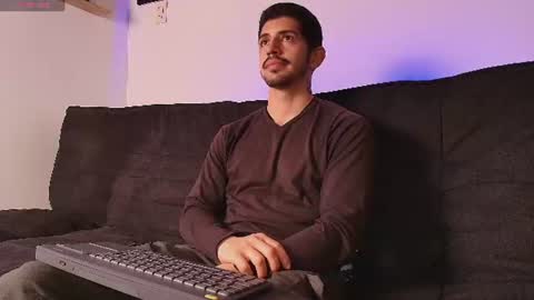 Alejo  online show from June 9, 7:58 pm