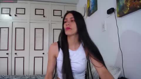 Snapshot of alejaxxxhot chatting on November 24, 9:14 pm alejaxxxhot online show from November 24, 9:14 pm