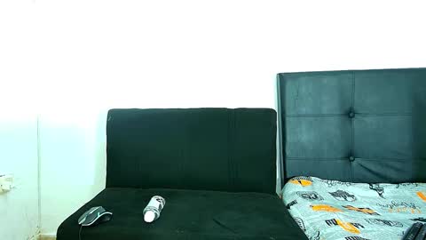 Snapshot of alejo_21cm chatting on January 29, 9:12 am alejo_21cm online show from January 29, 9:12 am