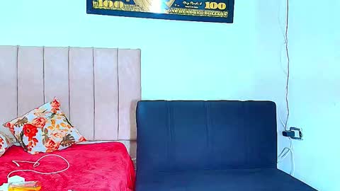 Snapshot of alejo_21cm chatting on March 27, 8:26 am alejo_21cm online show from March 27, 8:26 am