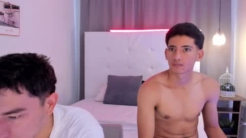 alejo_exotic online show from May 15, 1:07 pm