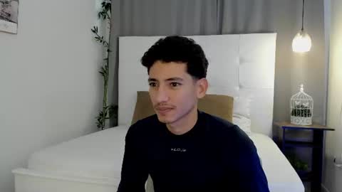 alejo_exotic online show from June 29, 1:11 pm