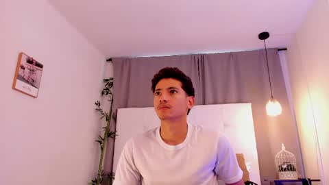 alejo_exotic online show from July 2, 12:22 pm