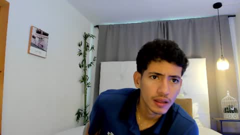 alejo_exotic online show from July 21, 12:18 pm