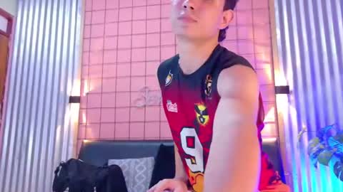 alejo_gray1 online show from June 18, 7:18 pm