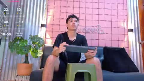 alejo_gray1 online show from July 6, 7:16 pm