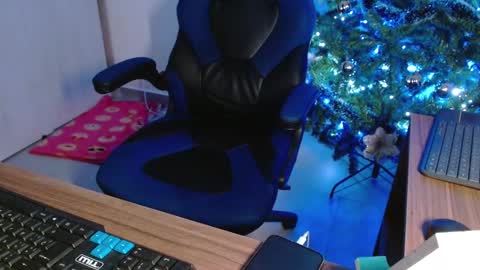 David online show from December 18, 2:06 am