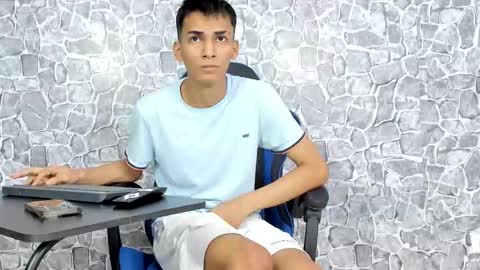 alejo peverell online show from January 11, 6:13 pm