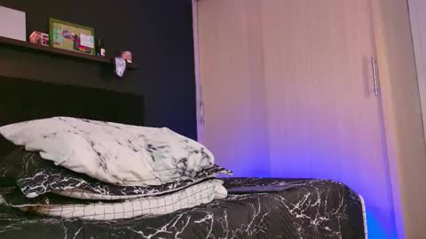 Snapshot of alejo_wolf chatting on October 28, 11:07 pm Alejo online show from October 28, 11:07 pm