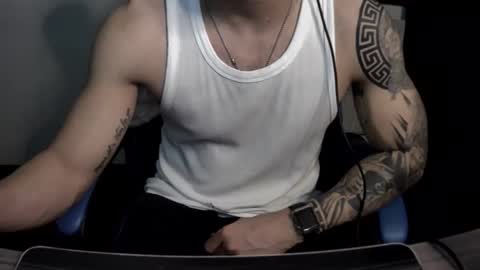 Snapshot of alejoduarte16 chatting on December 22, 6:49 pm alejoduarte16 online show from December 22, 6:49 pm