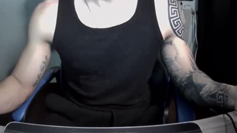 Snapshot of alejoduarte16 chatting on February 24, 5:11 pm alejoduarte16 online show from February 24, 5:11 pm