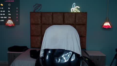 Snapshot of alejootwink chatting on December 4, 12:08 am ALejoo Saenz online show from December 4, 12:08 am