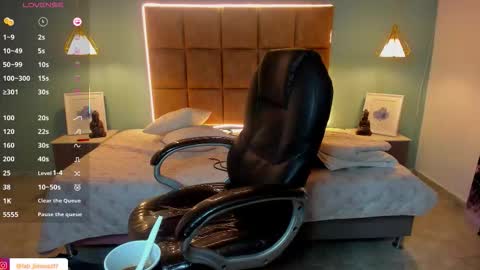 Snapshot of alejootwink chatting on September 20, 8:26 am ALejoo Saenz online show from September 20, 8:26 am