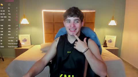 Snapshot of alejootwink chatting on September 29, 7:51 pm ALejoo Saenz online show from September 29, 7:51 pm