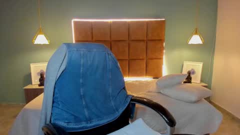 Snapshot of alejootwink chatting on October 8, 5:38 am ALejoo Saenz online show from October 8, 5:38 am