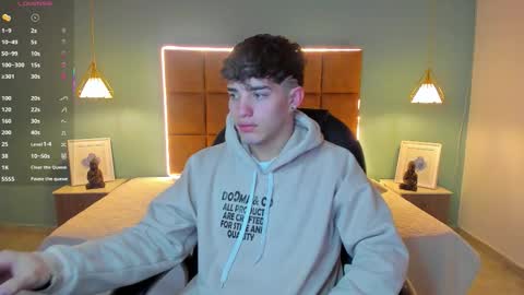 Snapshot of alejootwink chatting on October 12, 8:41 pm ALejoo Saenz online show from October 12, 8:41 pm