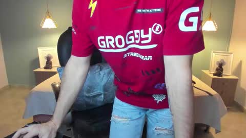 Snapshot of alejootwink chatting on November 16, 3:01 am ALejoo Saenz online show from November 16, 3:01 am