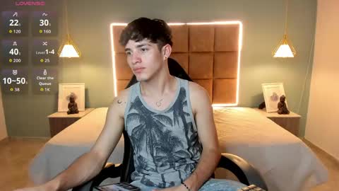 ALejoo Saenz online show from April 29, 3:54 am