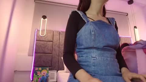 aleka_williams_ online show from November 5, 11:05 pm
