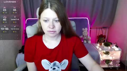 Snapshot of alekasamui chatting on December 9, 12:34 am Aleksa online show from December 9, 12:34 am