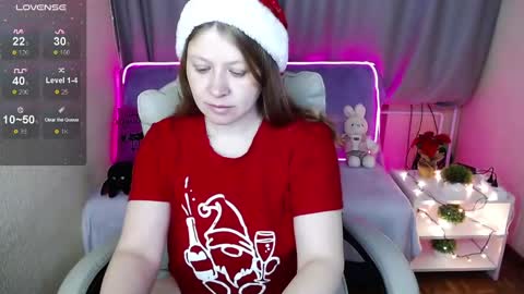 Snapshot of alekasamui chatting on December 25, 8:28 pm Aleksa online show from December 25, 8:28 pm