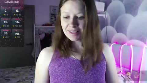 Snapshot of alekasamui chatting on October 6, 10:51 pm Aleksa online show from October 6, 10:51 pm