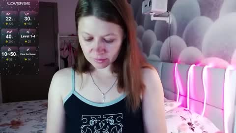Snapshot of alekasamui chatting on October 18, 10:54 pm Aleksa online show from October 18, 10:54 pm
