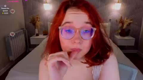 Snapshot of aleks_caste chatting on August 7, 5:15 pm Aleks online show from August 7, 5:15 pm