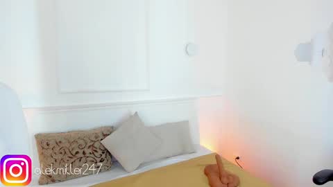 Snapshot of aleksandra_miller chatting on March 8, 12:30 pm Aleksandra online show from March 8, 12:30 pm