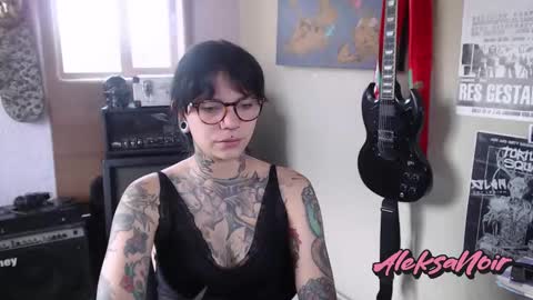 AleksaNoir online show from February 5, 3:09 pm