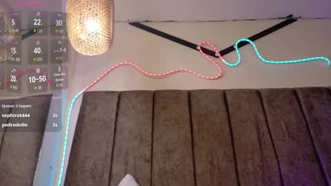 Snapshot of alektra_bryce chatting on November 24, 7:52 am alektra_bryce online show from November 24, 7:52 am