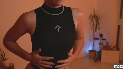 Ale online show from January 14, 3:11 am