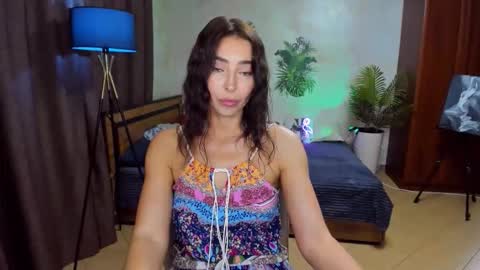 Snapshot of alenacoplan chatting on September 11, 9:26 pm AlenaCoplan online show from September 11, 9:26 pm