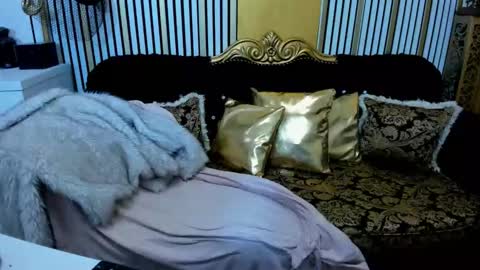 alenarios online show from November 13, 8:02 am