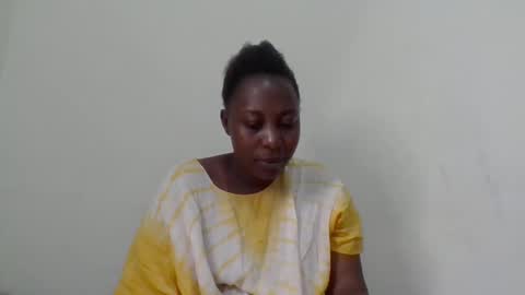 Snapshot of alesha_ chatting on January 28, 5:32 am Noreen Kennth and Emilly online show from January 28, 5:32 am