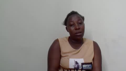 Snapshot of alesha_ chatting on February 5, 6:46 am Noreen Kennth and Emilly online show from February 5, 6:46 am