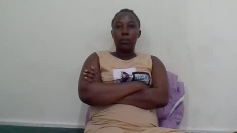 Snapshot of alesha_ chatting on February 16, 7:26 am Noreen Kennth and Emilly online show from February 16, 7:26 am