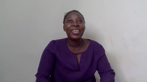 Snapshot of alesha_ chatting on February 26, 5:31 am Noreen Kennth and Emilly online show from February 26, 5:31 am