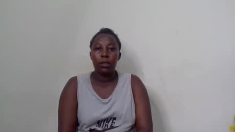 Snapshot of alesha_ chatting on March 1, 5:20 am Noreen Kennth and Emilly online show from March 1, 5:20 am