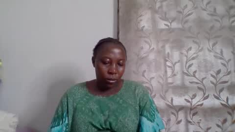 Snapshot of alesha_ chatting on September 27, 7:24 am Noreen Kennth and Emilly online show from September 27, 7:24 am