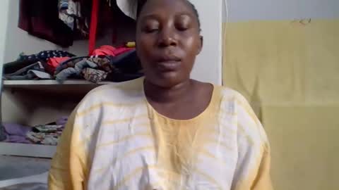 Snapshot of alesha_ chatting on October 22, 6:07 pm Noreen Kennth and Emilly online show from October 22, 6:07 pm