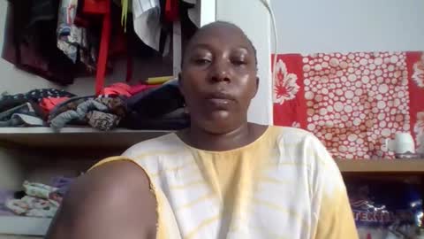 Snapshot of alesha_ chatting on October 23, 7:07 am Noreen Kennth and Emilly online show from October 23, 7:07 am