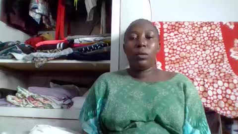 Snapshot of alesha_ chatting on November 3, 6:09 pm Noreen Kennth and Emilly online show from November 3, 6:09 pm