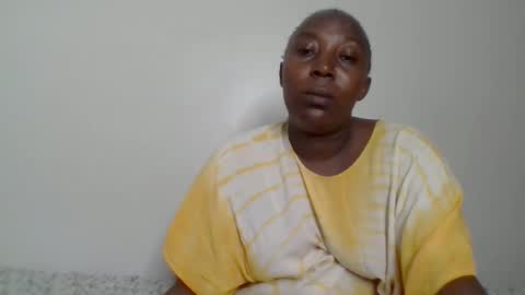 Snapshot of alesha_ chatting on November 22, 7:07 am Noreen Kennth and Emilly online show from November 22, 7:07 am