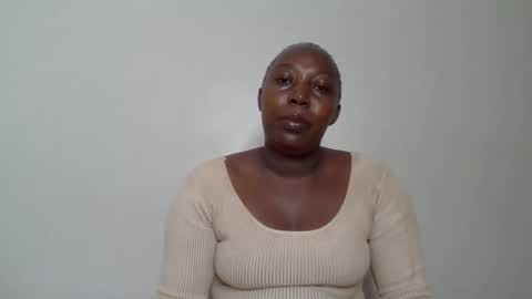 Snapshot of alesha_ chatting on November 24, 5:40 am Noreen Kennth and Emilly online show from November 24, 5:40 am